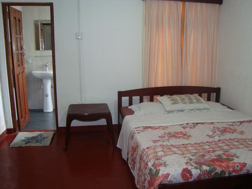 Andrews Hostel Nuwara Eliya Room photo